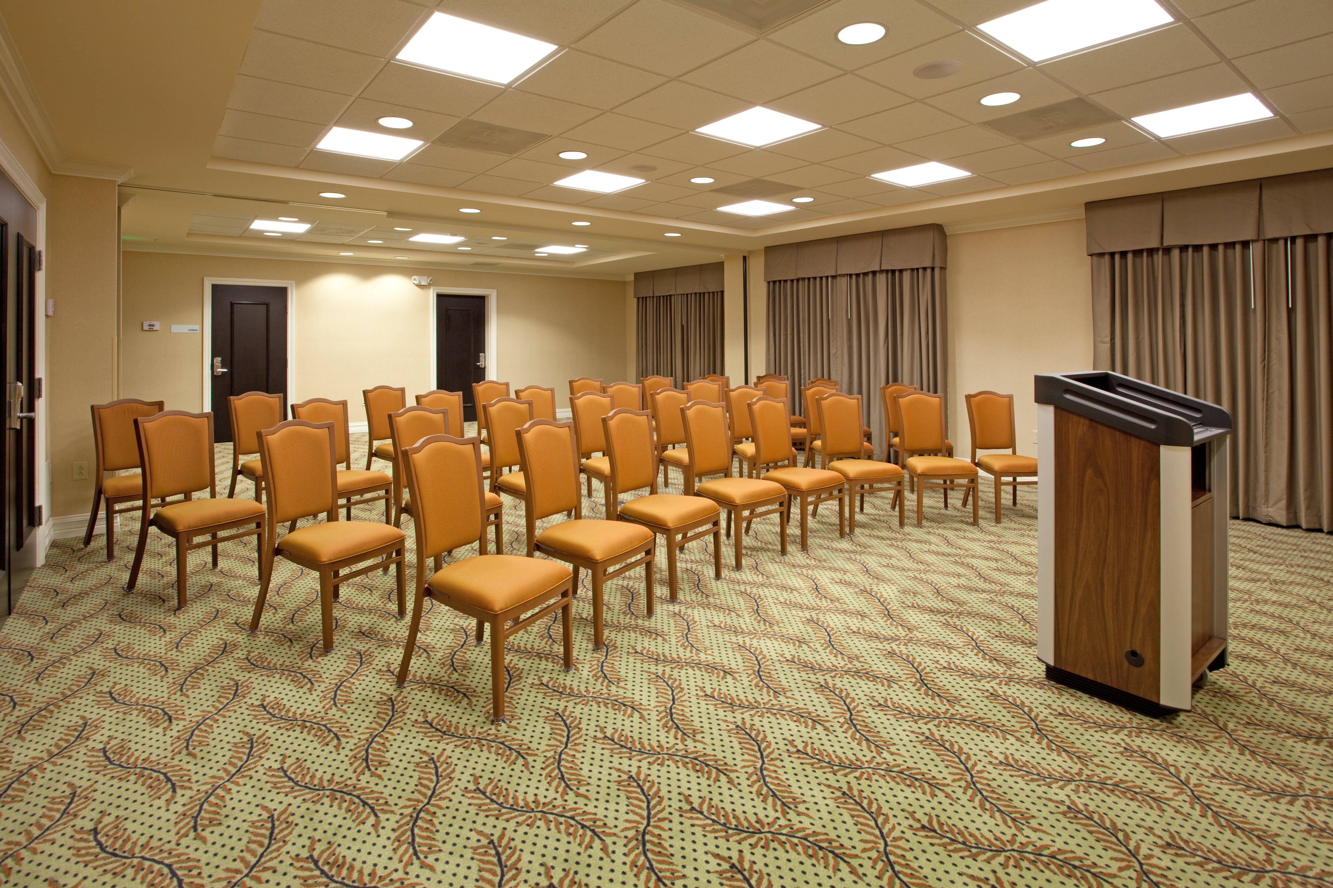 Holiday Inn Express And Suites Newberry By Ihg Exterior photo