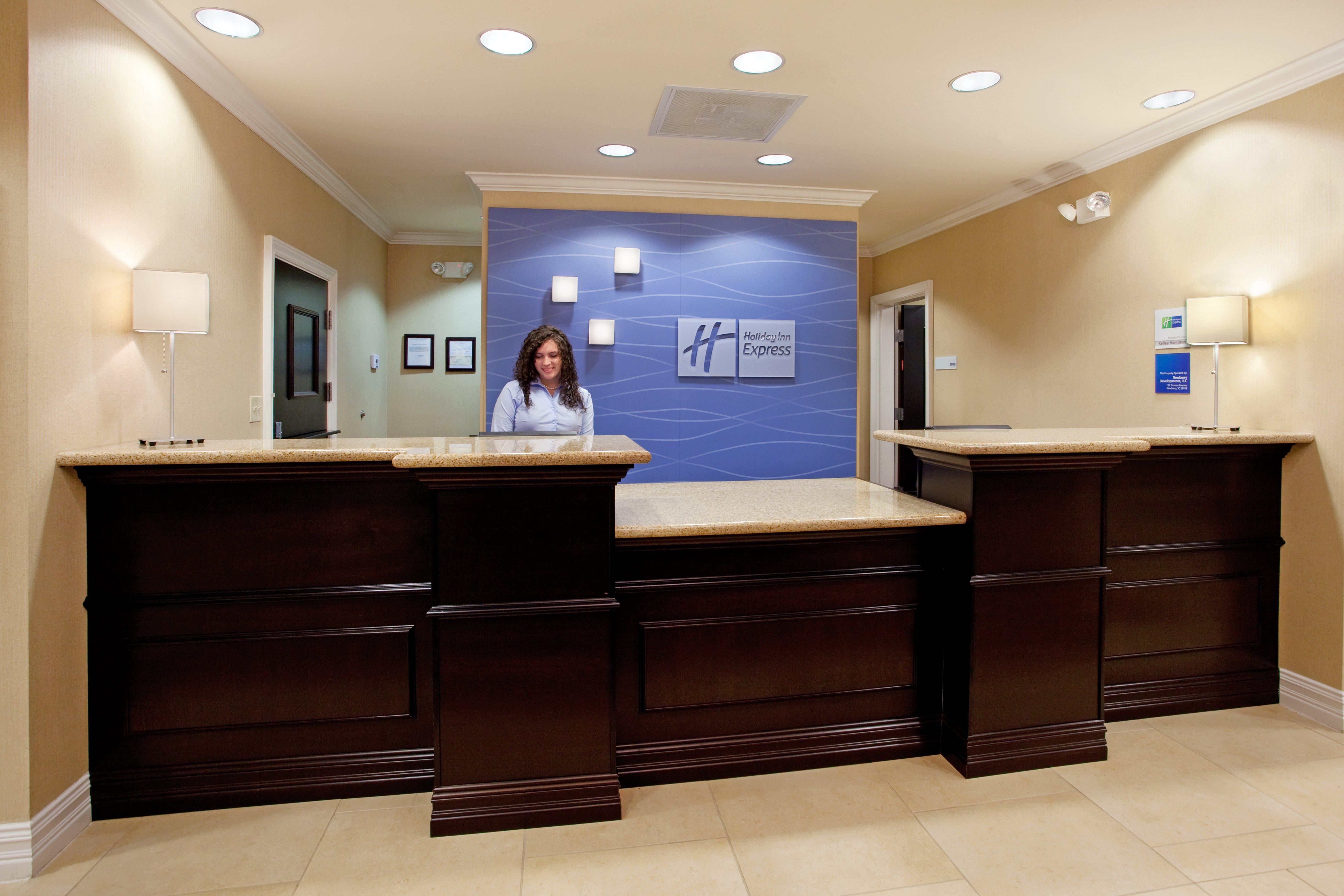 Holiday Inn Express And Suites Newberry By Ihg Exterior photo